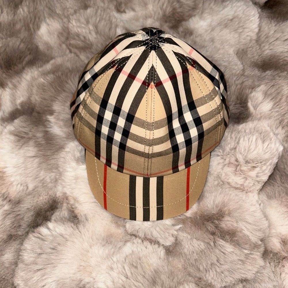 Baby Burberry hat